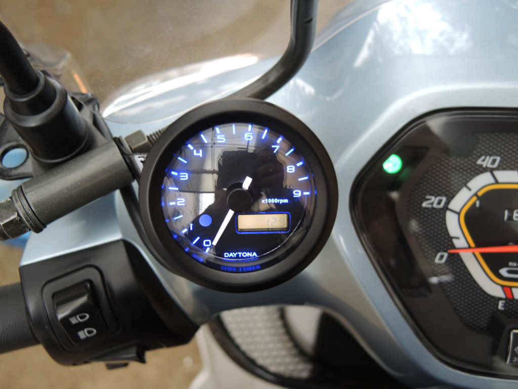 e001○○デイトナVELONA60タコメーター15000RPM12V（001） メーター