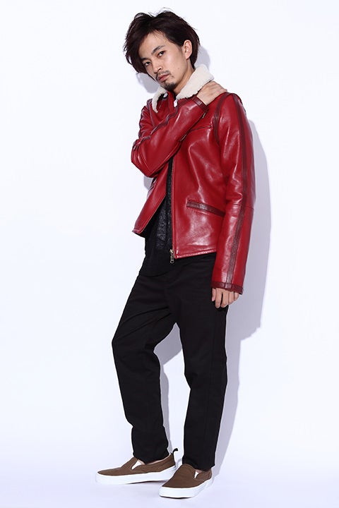 空の境界』より、両儀式モデルのレザーブルゾン&腕時計が登場! 空の