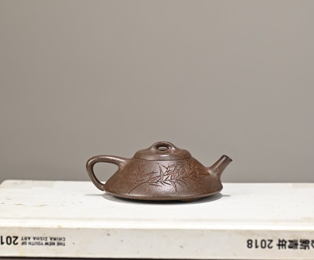 中国宜興猴段泥壺 中国宜興猴段泥壺 中国宜興猴段泥壺 中国宜興猴段泥壺