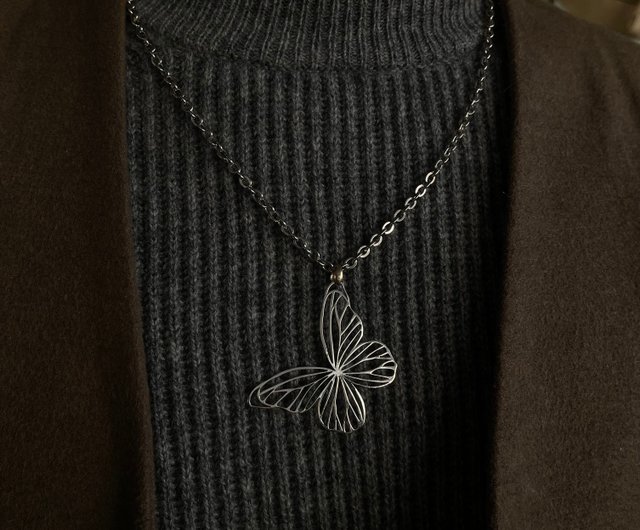 蝶のネックレス/光る女神蝶 - ショップ Shine Art Studio ネックレス