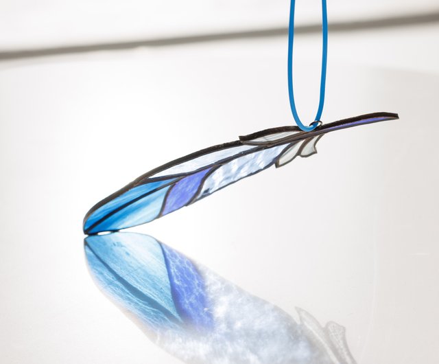 送料無料】ウクライナ ステンドグラス青い鳥の羽サンキャッチャー窓