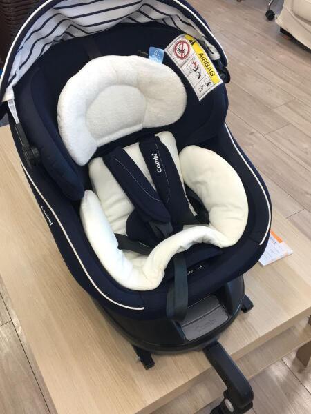 コンビ クルムーヴ スマート／ISOFIX／CG-UIG 回転式チャイルドシート