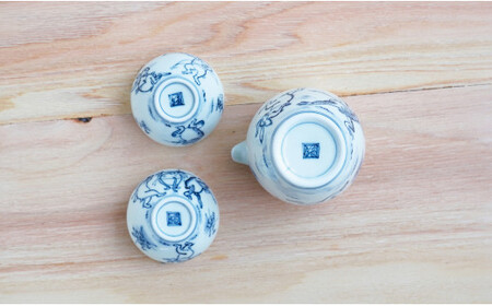 有田焼 染付鳥獣戯画 酒器セット とっくり / ゆるりぐい呑み【よう楽庵