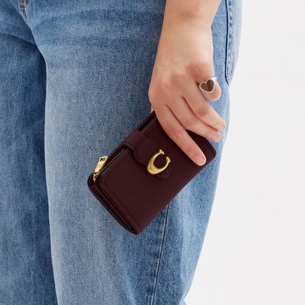 公式】COACH – コーチ | タビー ミディアム ウォレット