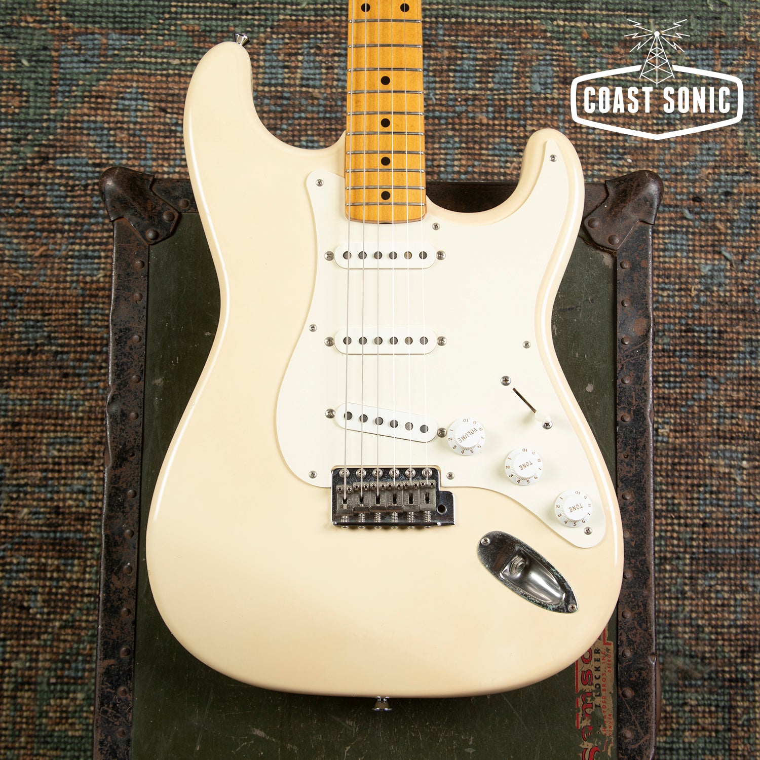 Fender Japan ST57 ホワイト 1976-1977 Fender Japan ST57 ホワイト