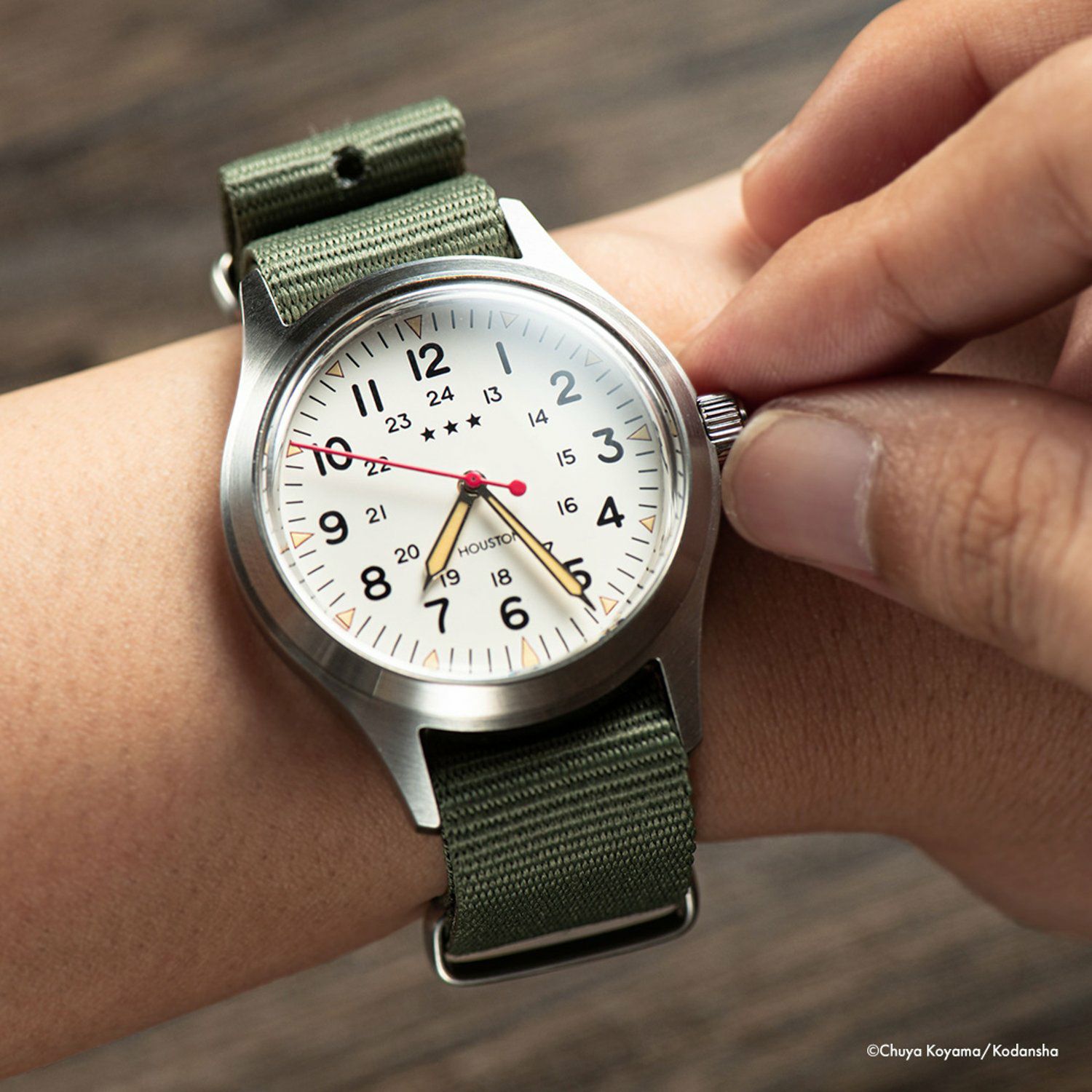 宇宙兄弟 ムッタとせりかの手巻き時計復刻版 | コルクショップ