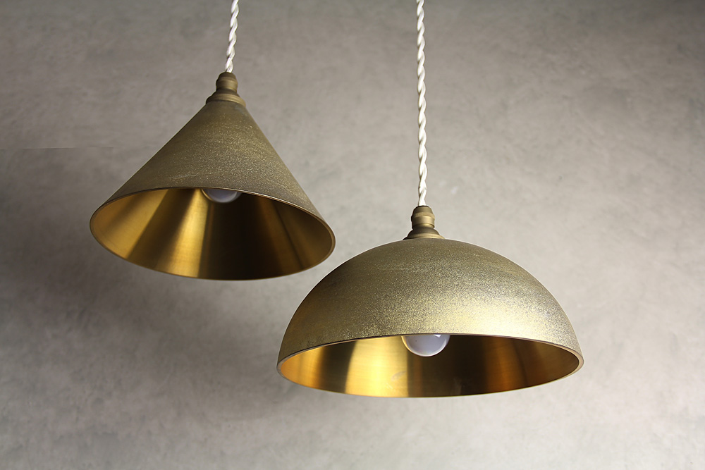 FUTAGAMI (フタガミ) / FUTAGAMI (フタガミ) ペンダントランプ 円錐