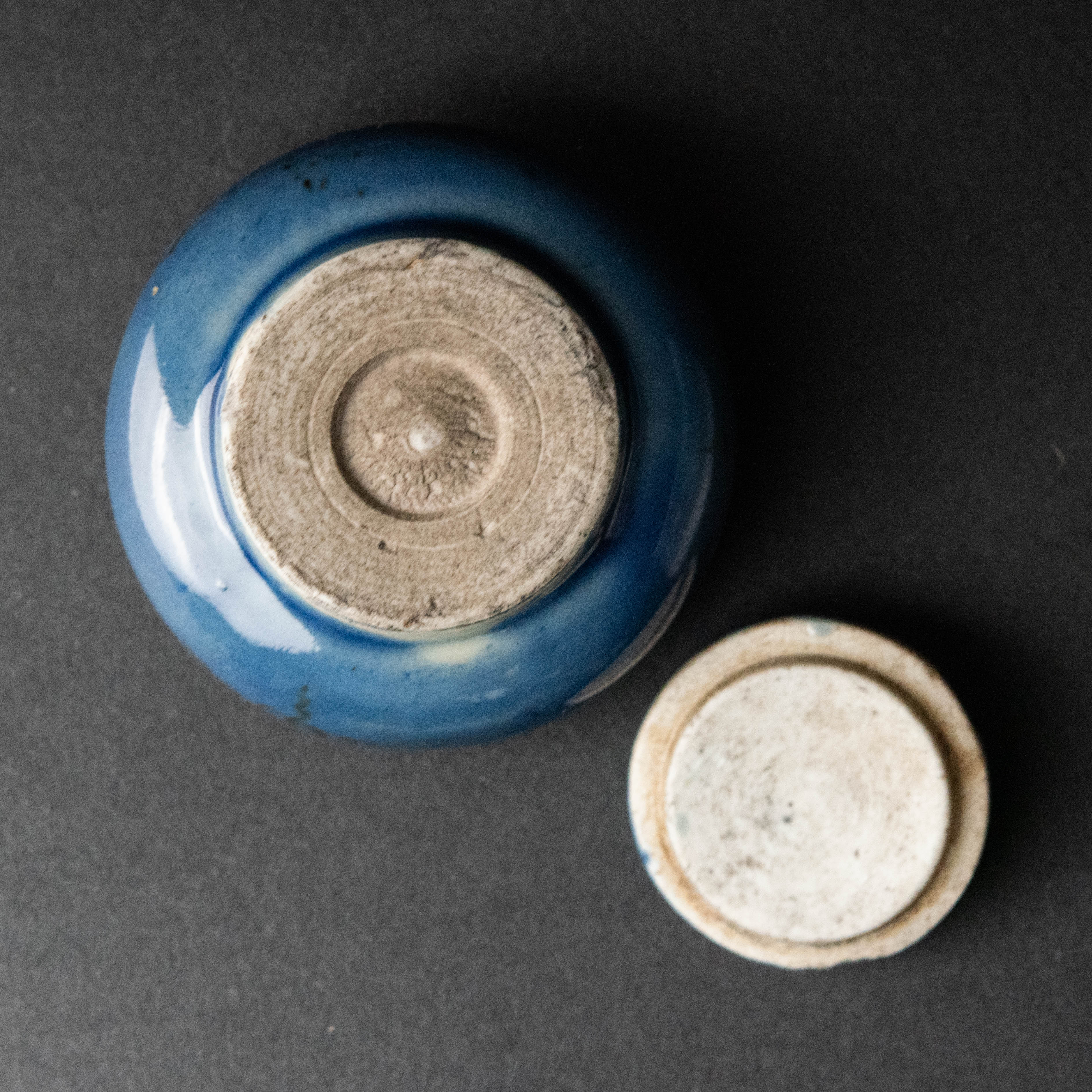 古九谷」瑠璃金銀彩面取小壷 古九谷」瑠璃金銀彩面取小壷 - メルカリ