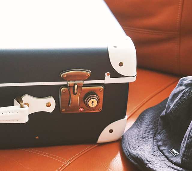 CLOONEY-クルーニ- /TRIO co.,Ltd