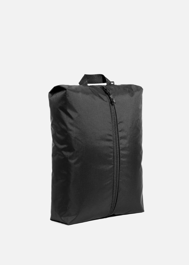 aer_travel_zipbag_black.jpg?v=
