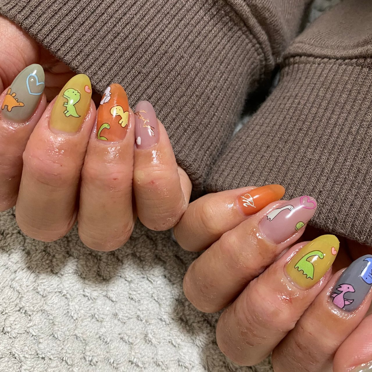 オールシーズン/ハンド/3D/ミディアム/オーバル - 𝐒𝐡𝐢𝐡𝐨のネイル