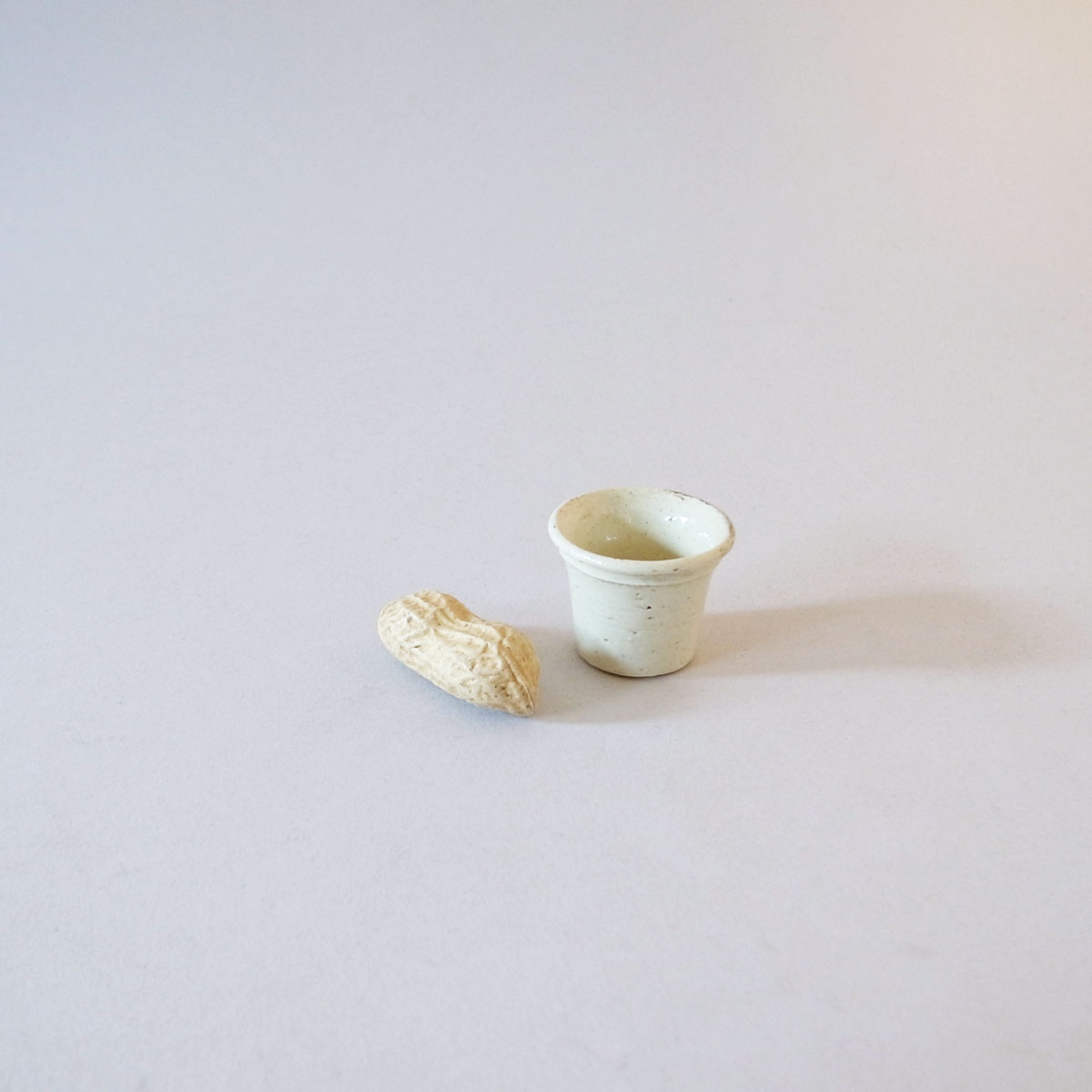 アンティーク 19世紀 軟膏容器 | アンティークショップ：cross and border