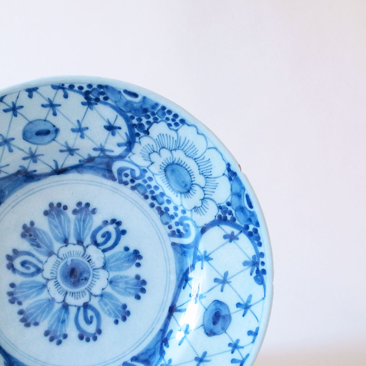 アンティーク 18世紀 デルフト藍絵皿 | アンティークショップ：cross
