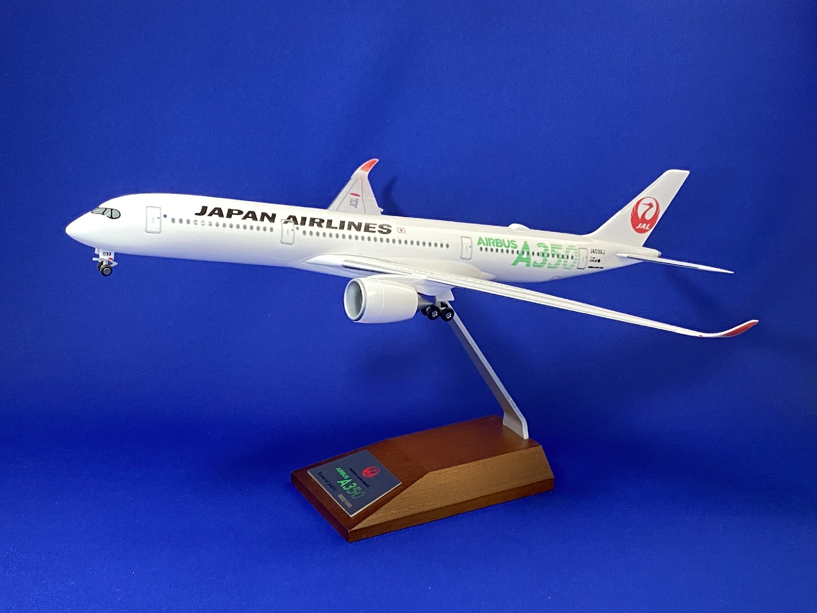 JAL 日本航空 1/200 A350-1000 1号機 JALUX エアバス A350-1000 JAL