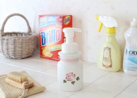 バスまわりの小物 マニー、イマン － フレンチカントリーのバラ柄