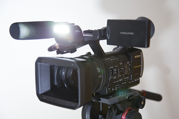 業務用カメラ SONY HXR-NX3 NXCAM ソニー業務用ビデオカメラの標準的な