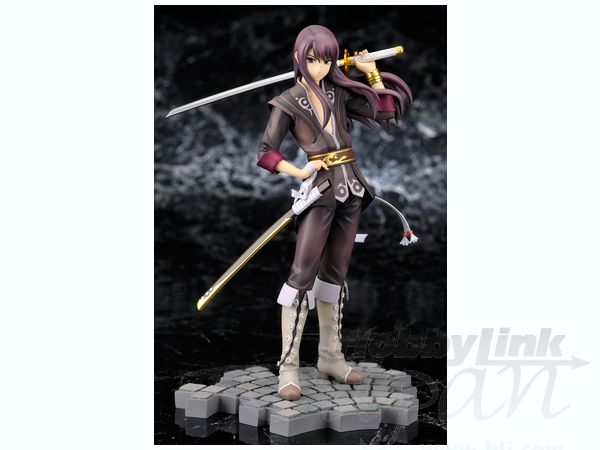 1/8 ユーリ・ローウェル PVC | HLJ.co.jp