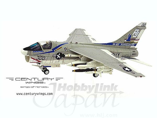 ミニカー 1/144 A-7E コルセアIIUS.NAVY VA-82 マローダーズ AJ300