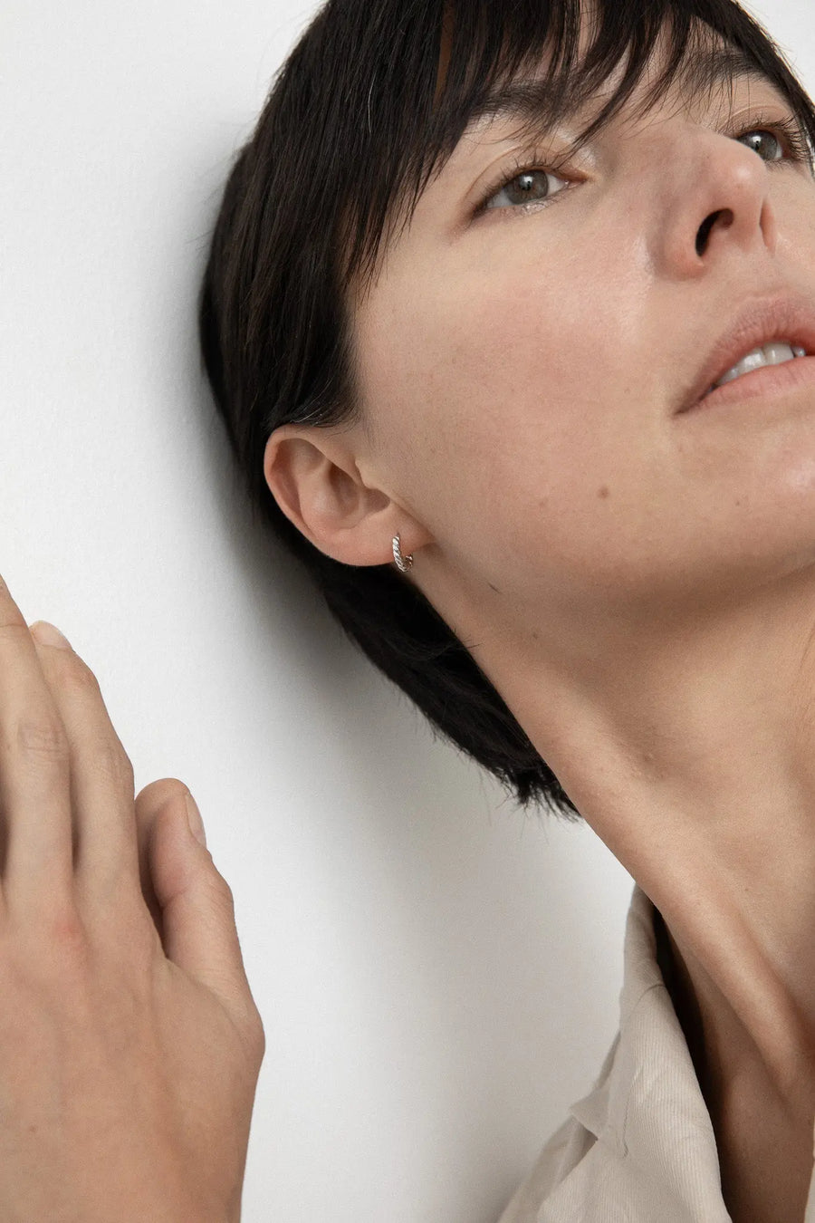 Mini twist hoop - DAUGHTERS JEWELRY