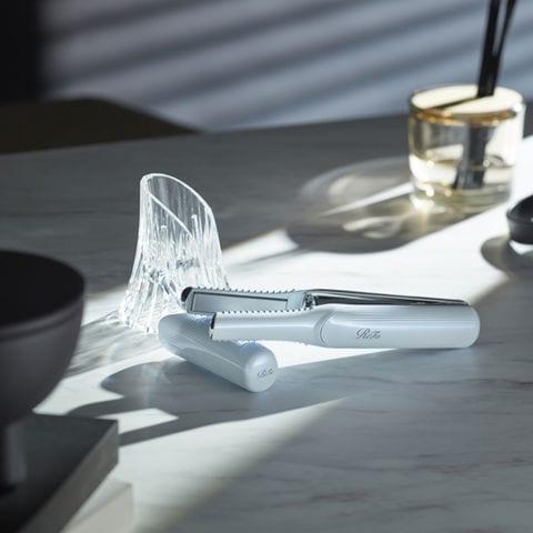 dショッピング |☆ReFa FINGER IRON ST(ホワイト) リファ フィンガー