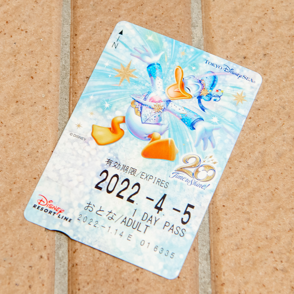 東京ディズニーシー20周年：タイム・トゥ・シャイン！”デザイン