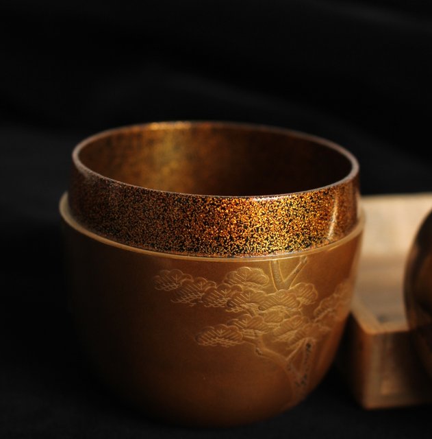 茶道具 村雨蒔絵 溜塗大棗 内側 塩釜 中古品 茶道具 溜塗大棗 内側 内