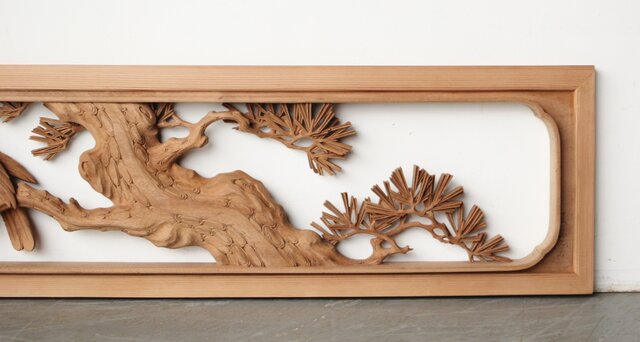 珍品共箱 大島五雲 井波彫刻 鷹松木彫欄間 R0376｜骨董店 のびる 古