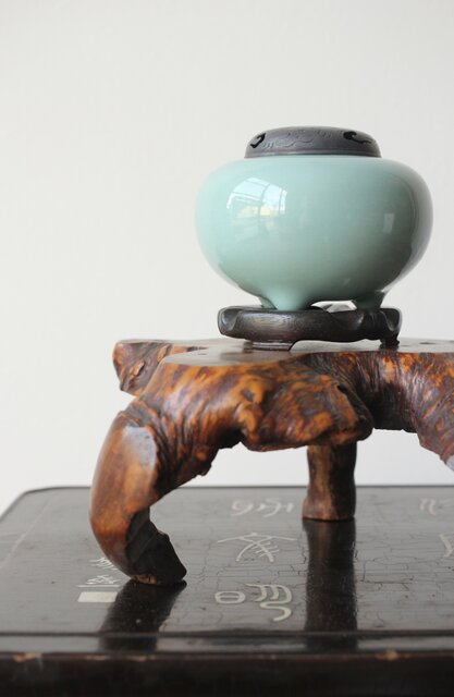 青磁三足純銀火屋香炉在銘共箱