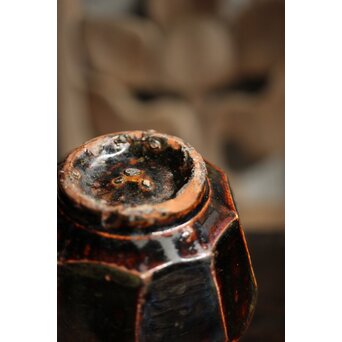 朝鮮李朝 飴釉蓋付面取壺 P523｜骨董店 のびる 古美術 骨董 和風建具