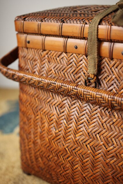 竹編提藍 茶籠 U355｜骨董店 のびる 古美術 骨董 和風建具 蔵戸 買取の