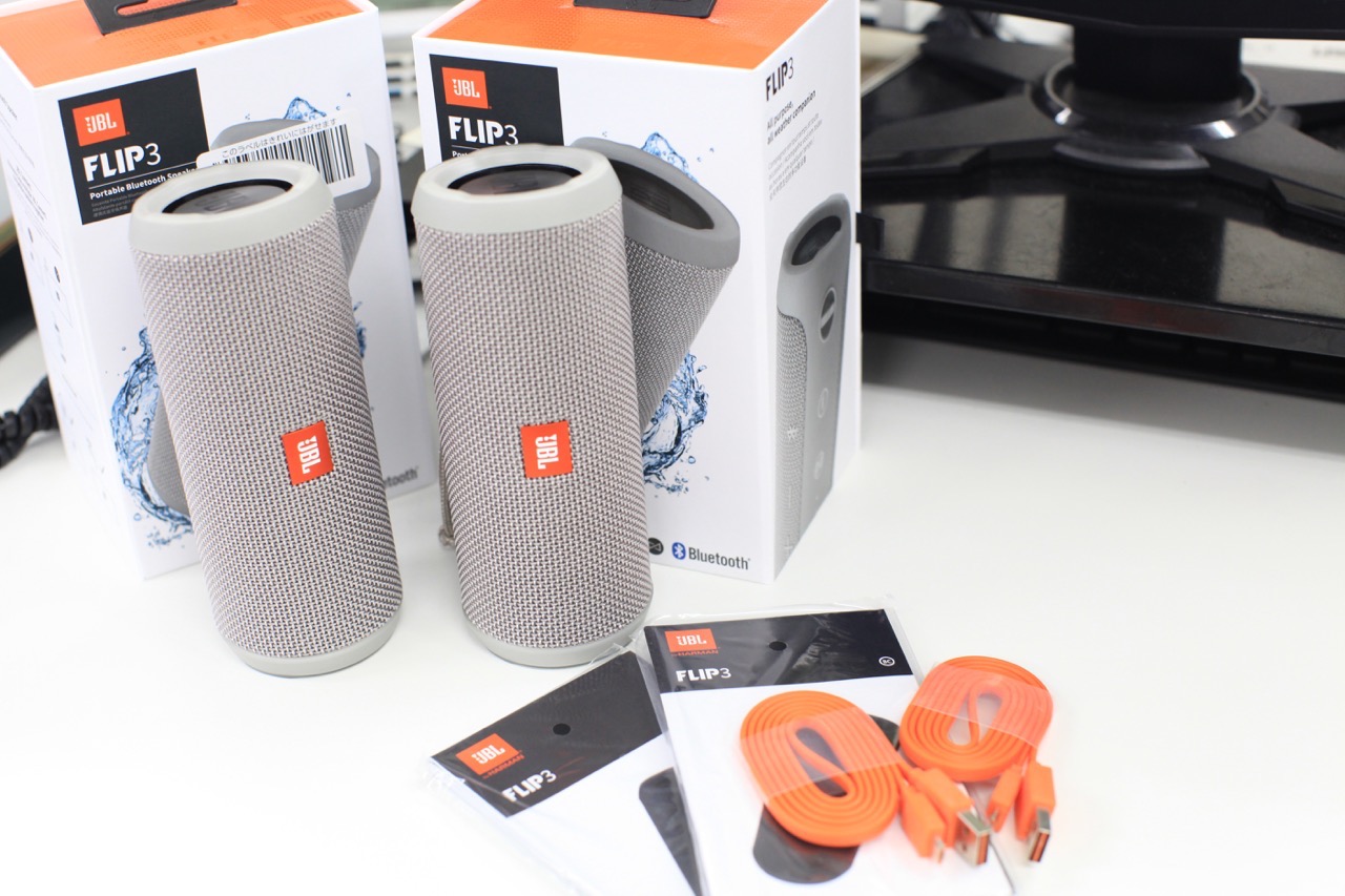 JBL Flip3レビュー！1台で十分、2台で最高になるBluetoothスピーカーです。