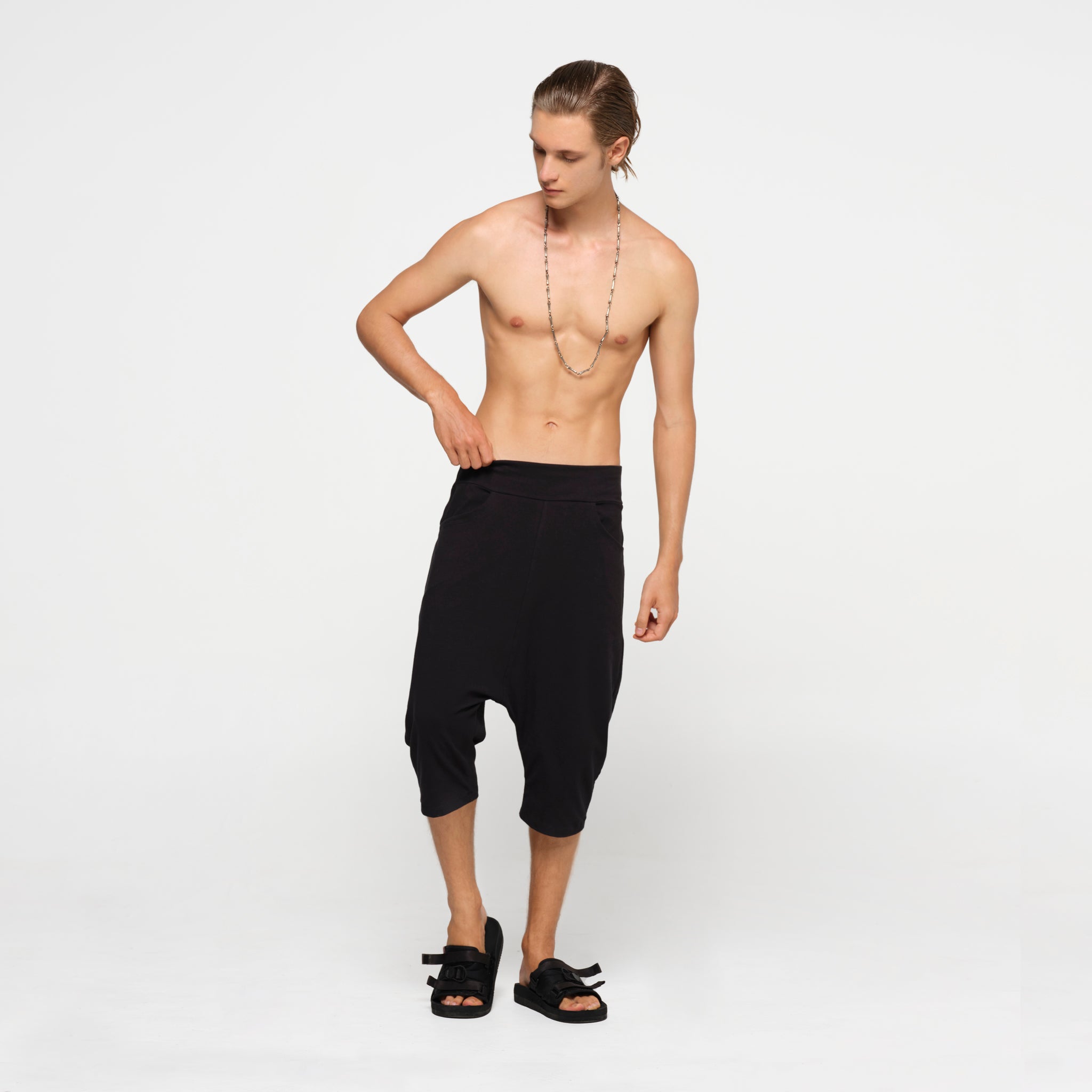 NILoS ニルズ Tucked Twisted Crotch Pants 4 NILoS ニルズ NILOS