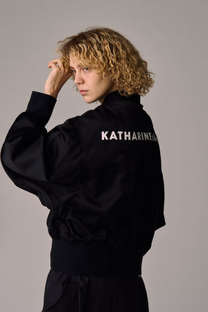 KATHARINE HAMNETT(キャサリン・ハムネット)｜【UNISEX】バッグ