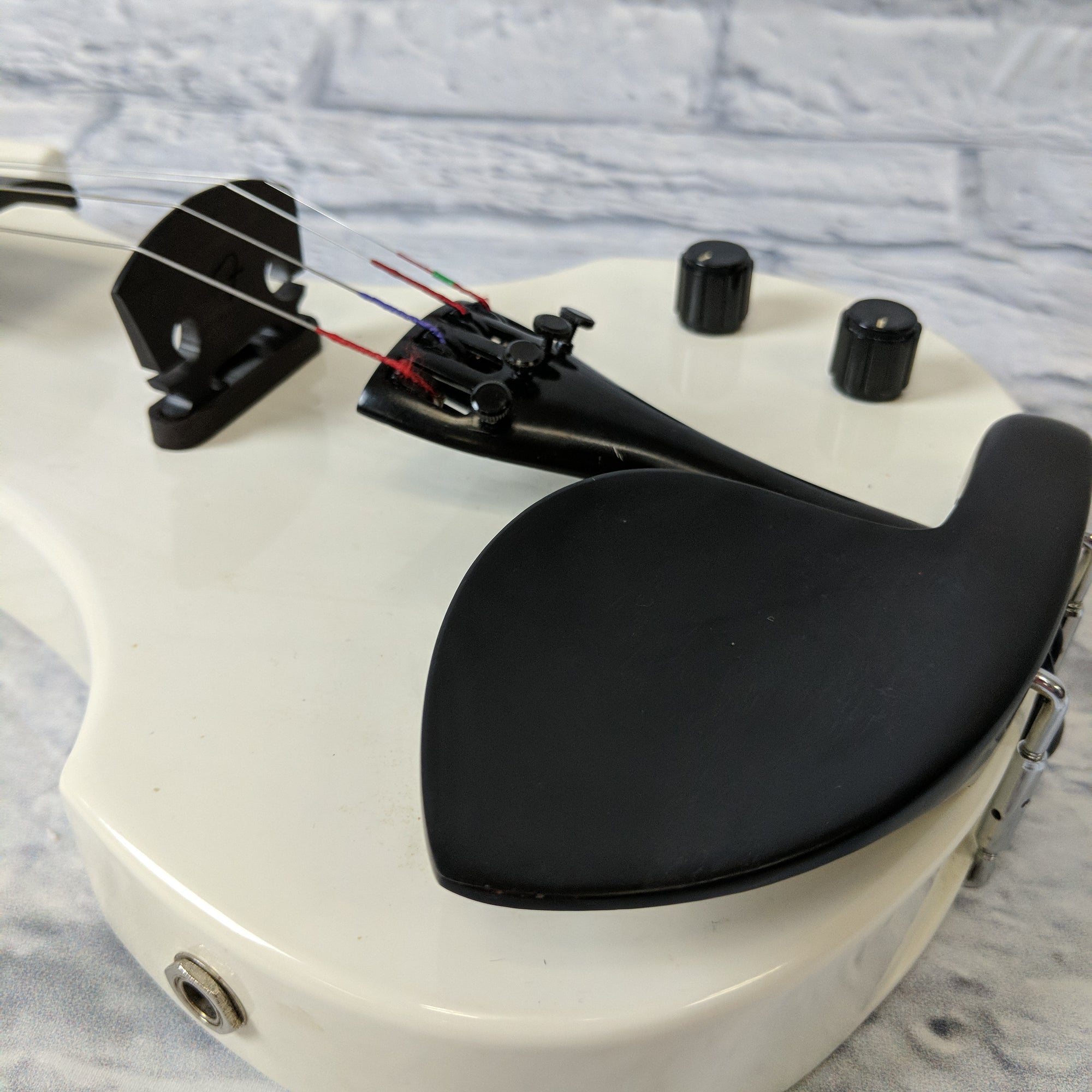 Fender FV-1 エレキバイオリン ホワイト Fender FV-1 Electric Violin