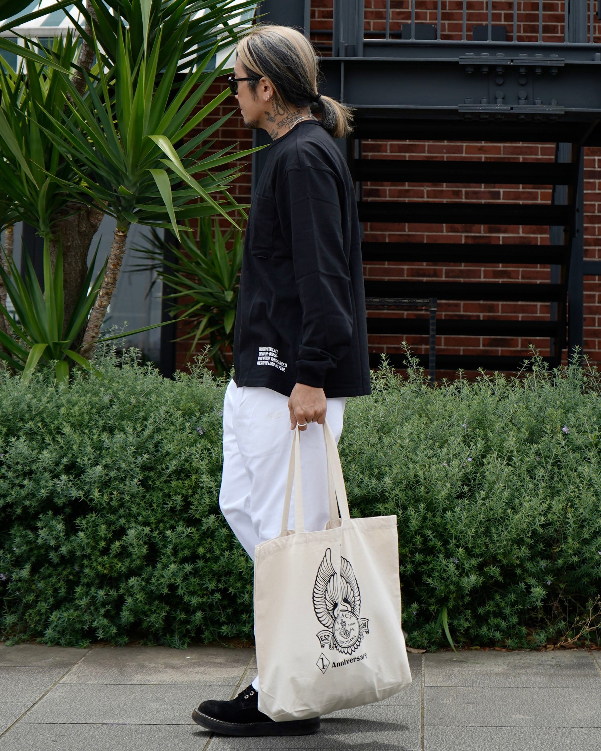 EVILACT YOKOHAMA 1st Anniv. Tote Bag black | EVILACT (イーブル