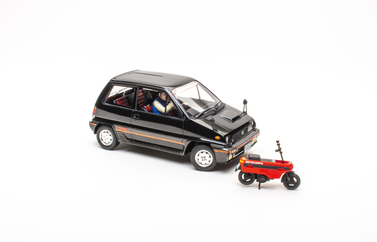 Tamiya 1/24 scale Honda City Turbo with Motocompo plastic model