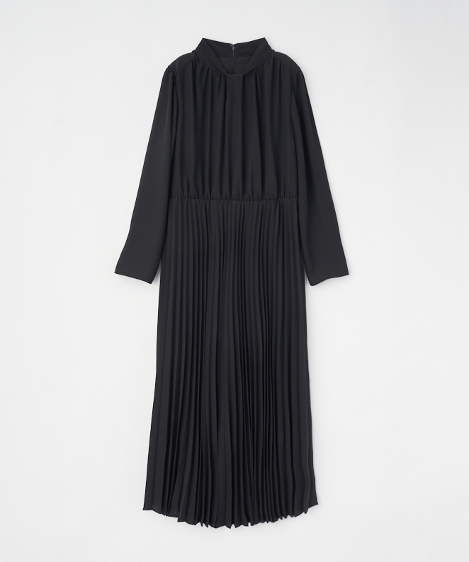 ボウタイ風スタンドネックプリーツワンピース｜Stola.（ストラ）公式