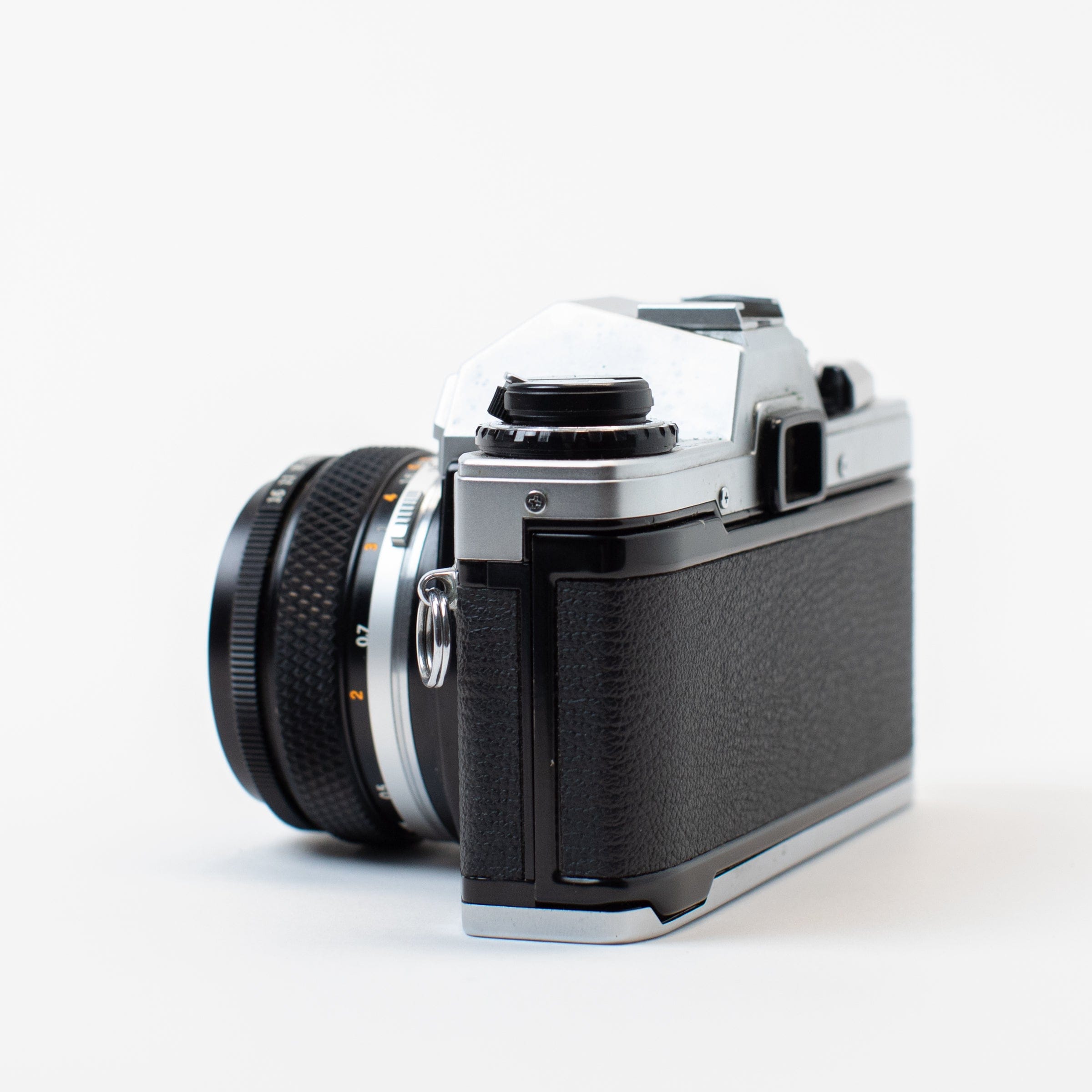 Olympus OM-10 with 50mm f/1.8 – Film Supply Club