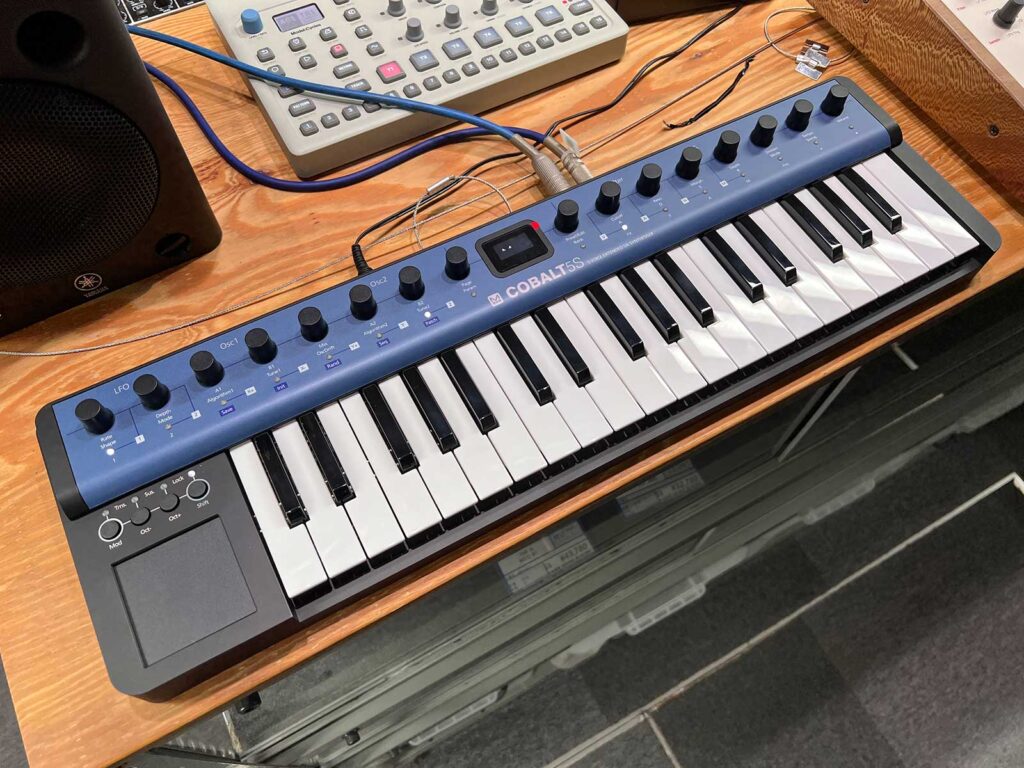 小さな青い彗星現る！コンパクトさと素晴らしいサウンドを持つ