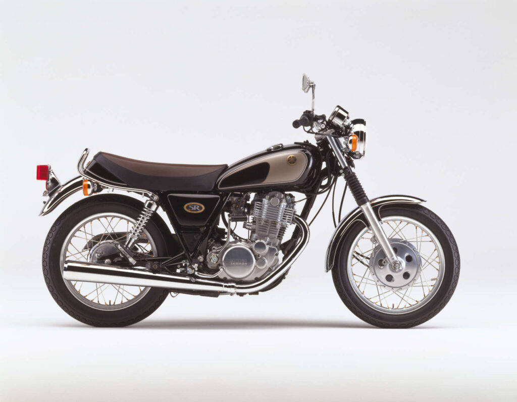YAMAHASR400 初期型タンクキャップナロータンクチョッパー