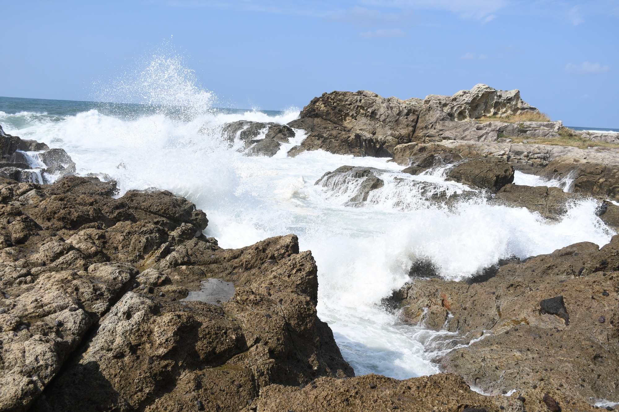 五感で楽しむ冬の越前海岸！日本海の荒波が育む「絶景・グルメ・温泉