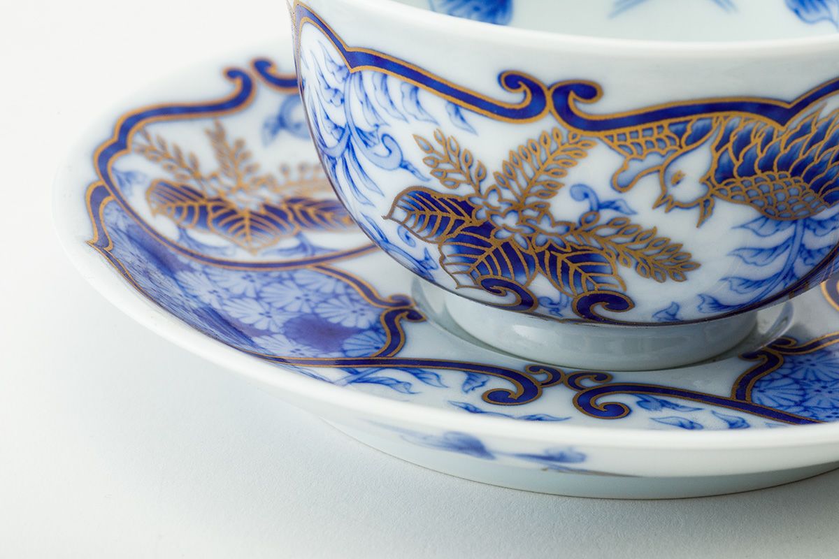 1114中国 明時代 青華葵鳳紋中皿 送料込み1118 人気 1114中国 明時代