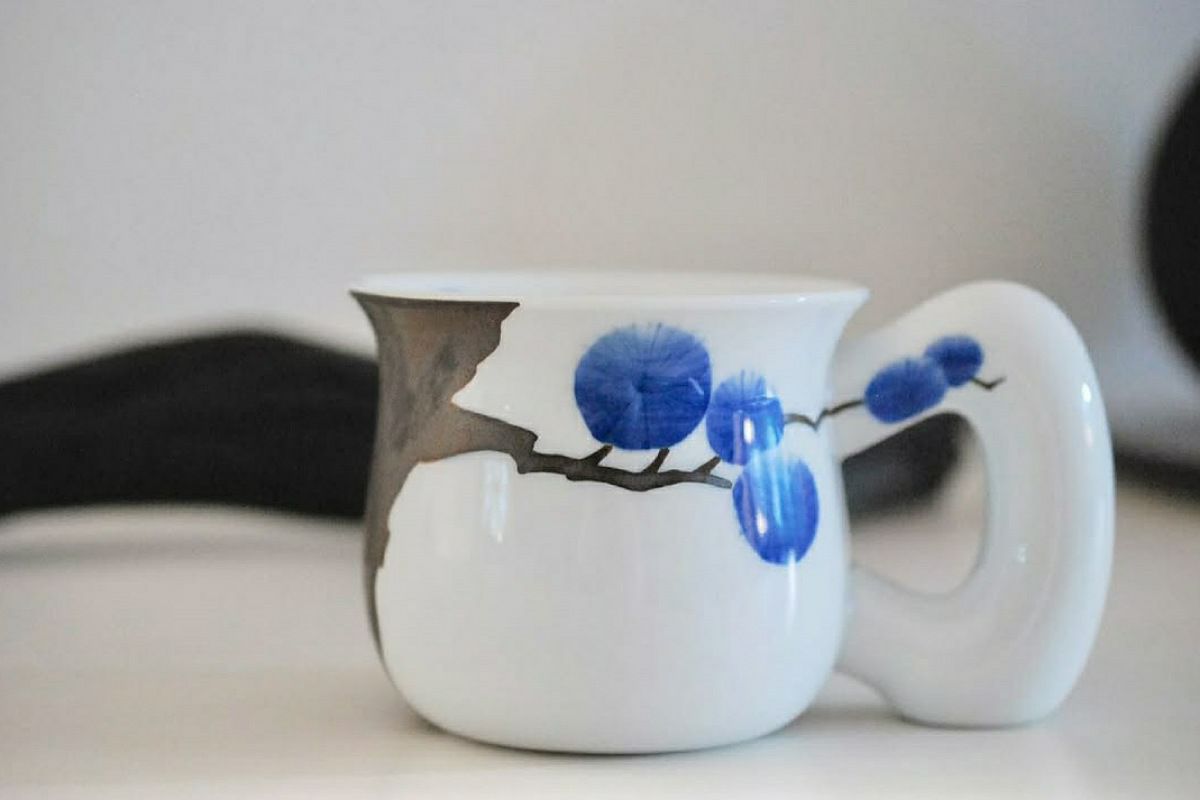 松 モーニングカップ | 有田焼 深川製磁｜公式オンラインストア