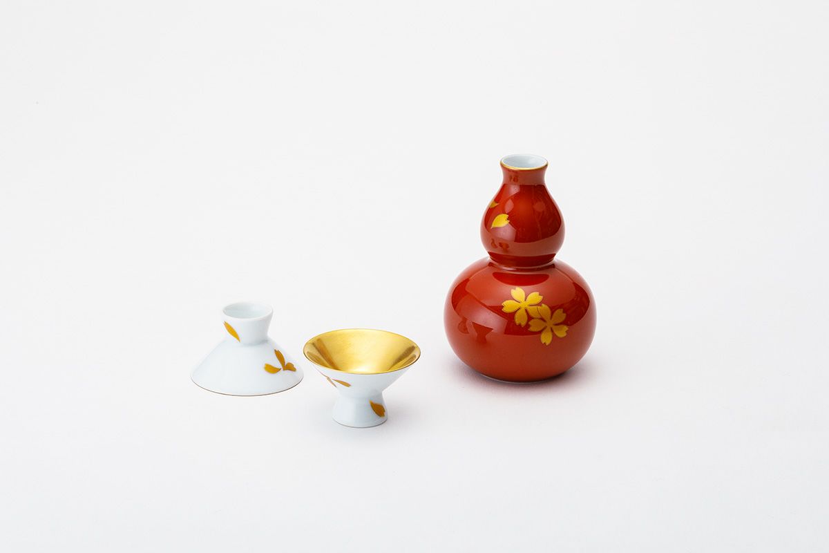 1704 深川製磁 花型皿 5客 金彩 1704 深川製磁 花型皿 5客 金彩 1704