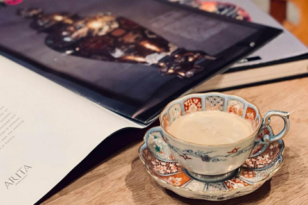 2011 有田焼 弥左衛門 作 染錦鳳文 香炉 未使用 2011 有田焼 弥左衛門