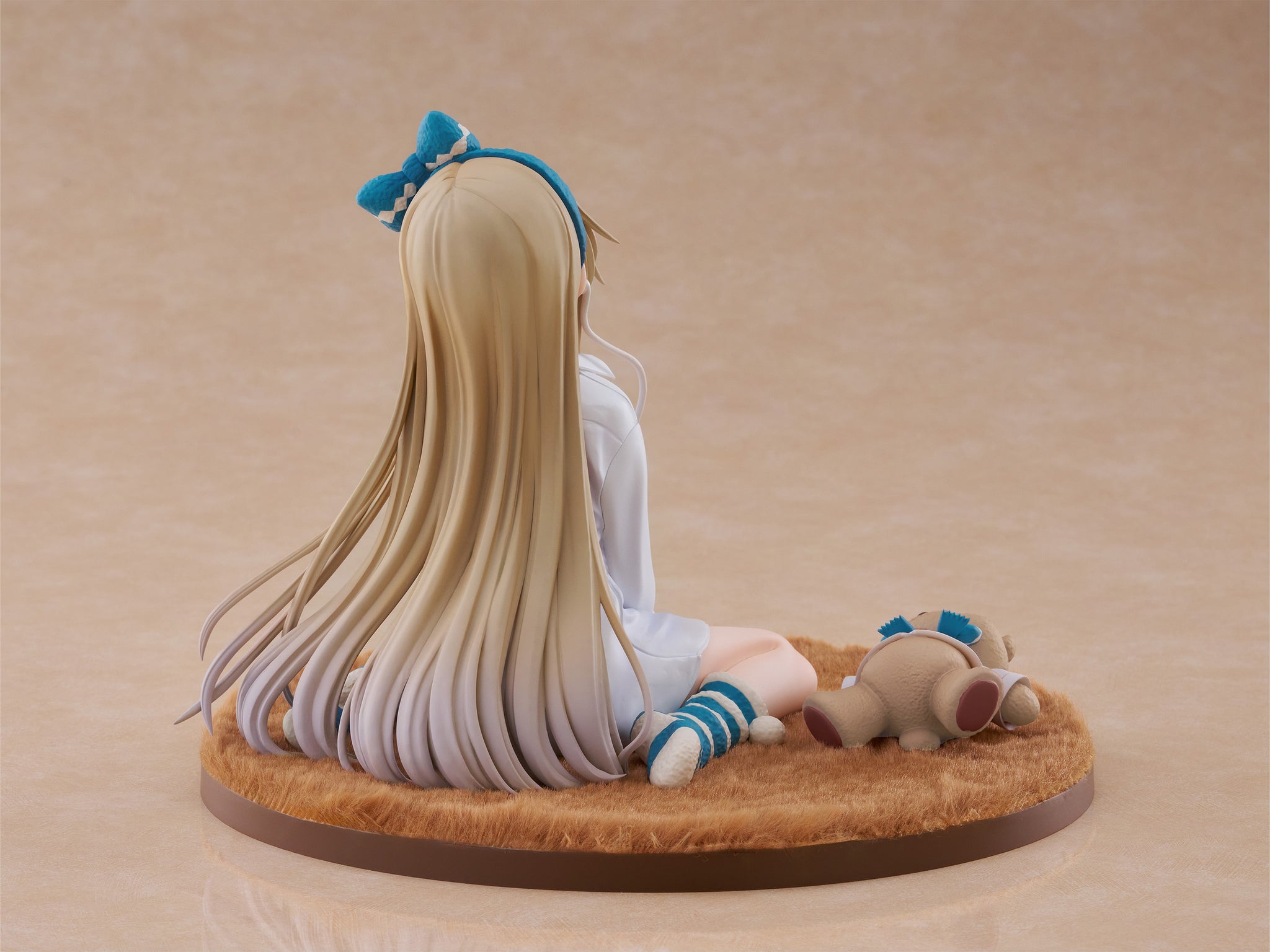 椎名真昼 リラックスver. 1/7スケールフィギュア | お隣の天使様に