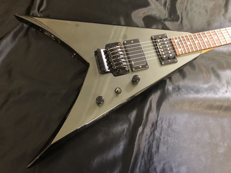 Grover Jackson / King V / EMG81 39,800円⇒34,800円 - HR/HMギター