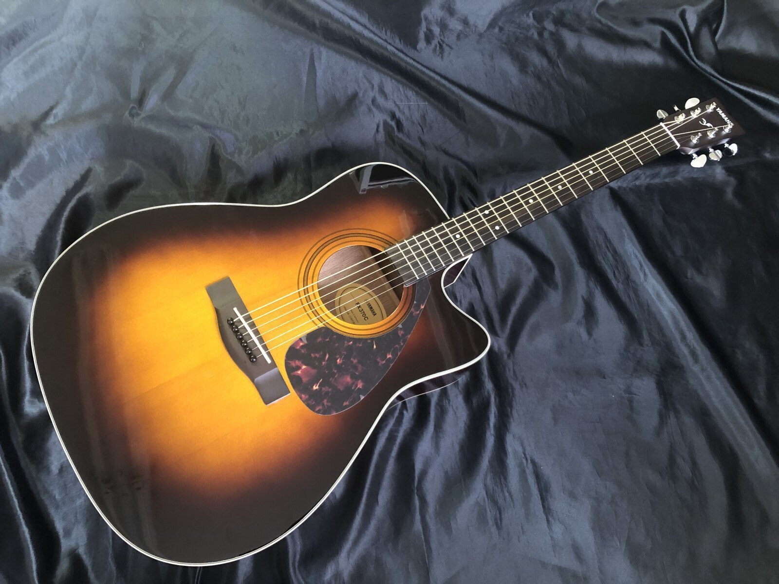 美品】YAMAHA FX370C Tobacco Sunburst エレアコ 楽天市場】ヤマハ